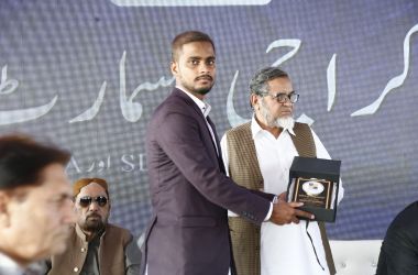 xr:d:dafydjx2c2a:3,j:6500227489116204659,t:23102714