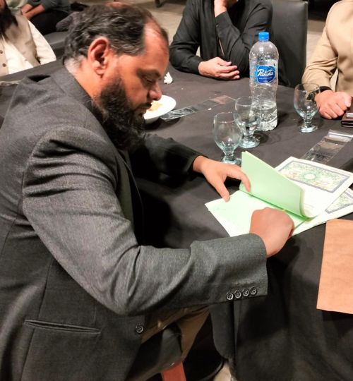 xr:d:dafyi9tiibe:47,j:1562039556553565938,t:24012311