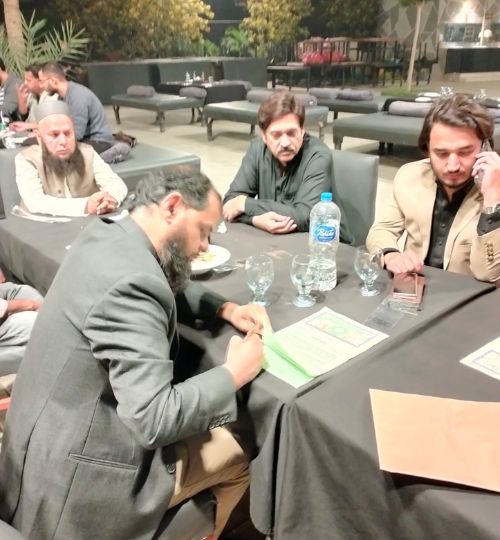 xr:d:dafyi9tiibe:47,j:1562039556553565938,t:24012311